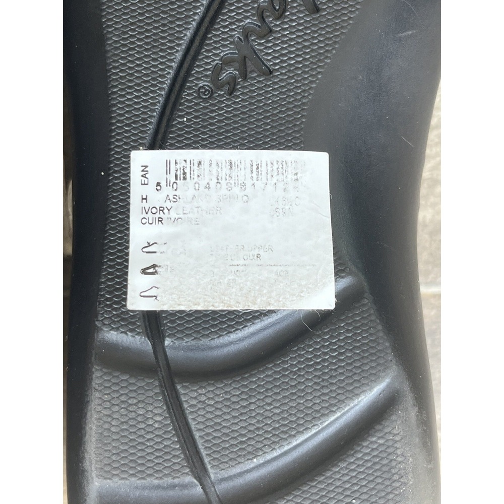 Clarks White Leather Women's Casual Mary Jane Flats - Picture 11 of 11